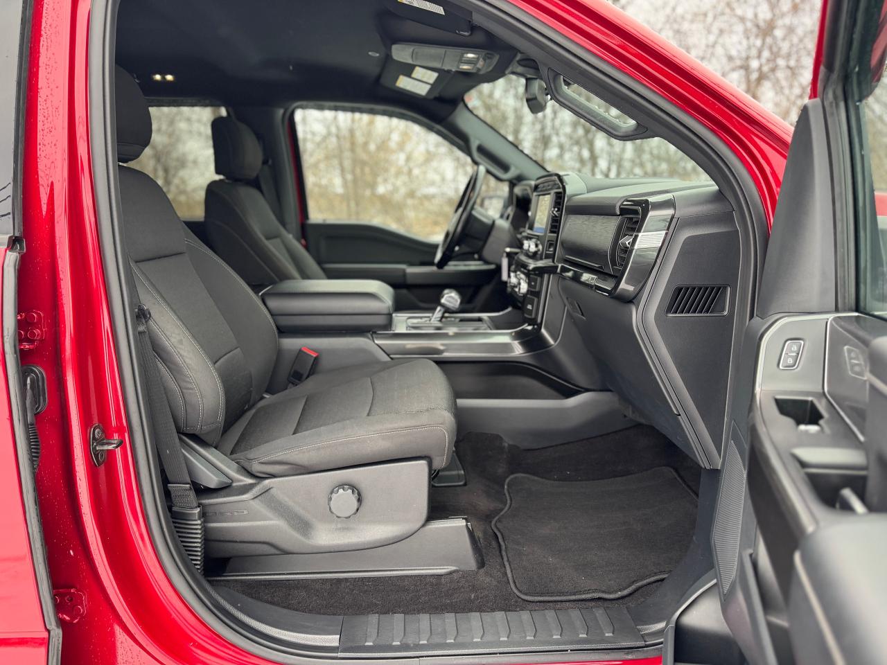 2021 Ford F-150 XLT FX4 4WD Crew One Owner | Low Kms | Clean Truck Photo