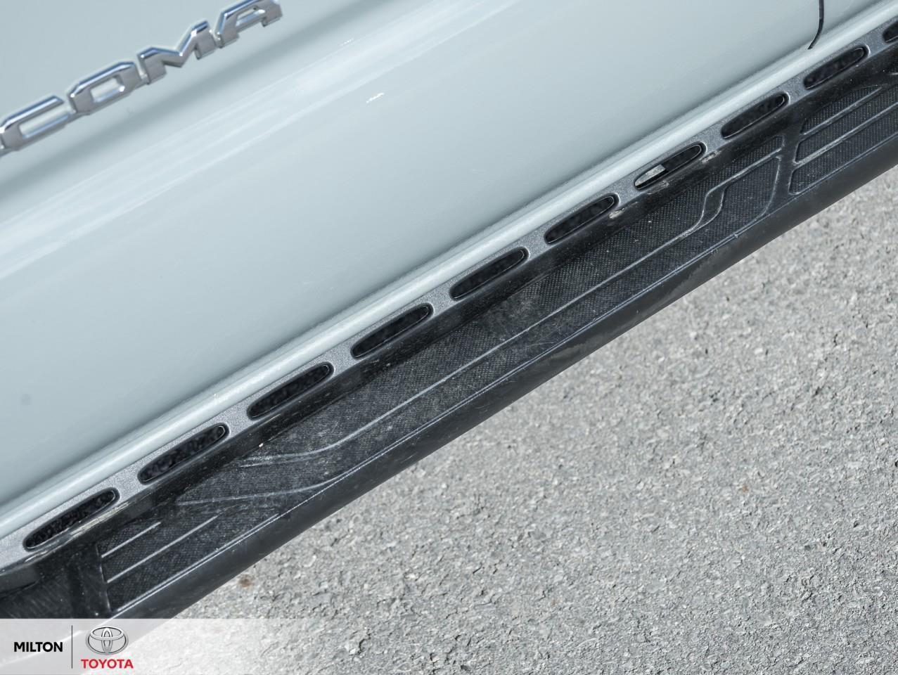 2023 Toyota Tacoma TRD SPORT PREMIUM LEATHER SEATS SUNROOF NAVIGATION Photo4