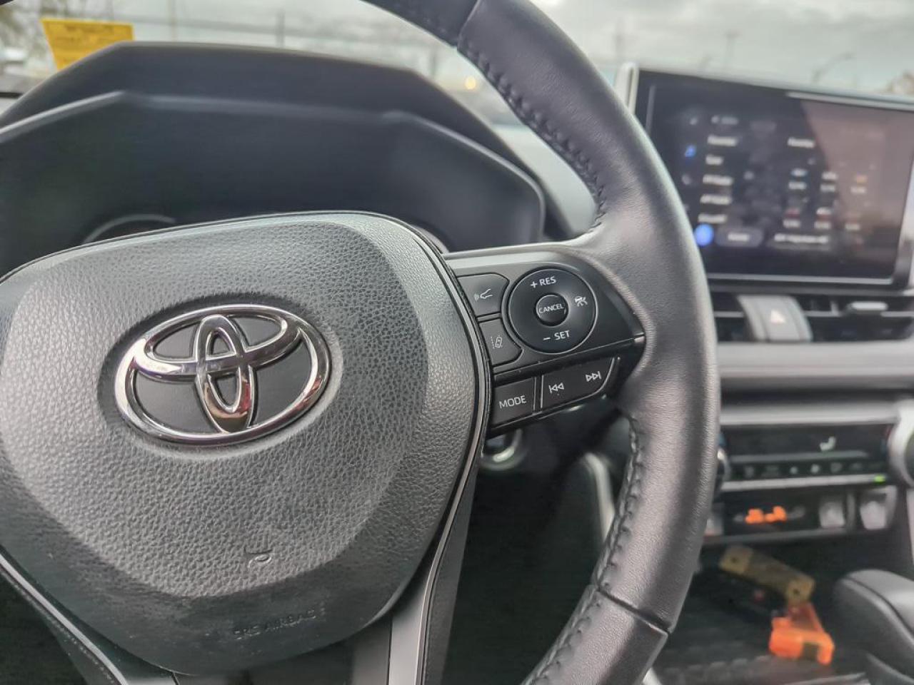 2023 Toyota RAV4 XLE Photo