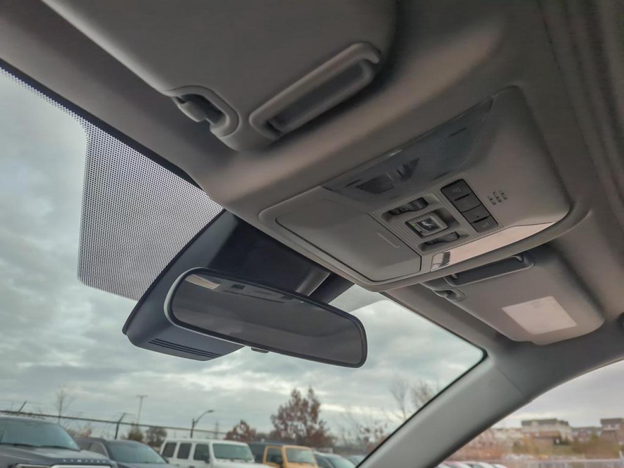 2023 Toyota RAV4 XLE Photo