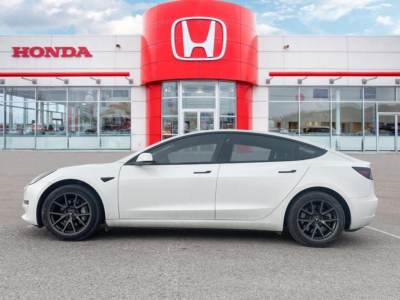 2022 Tesla Model 3 LONG RANGE Photo