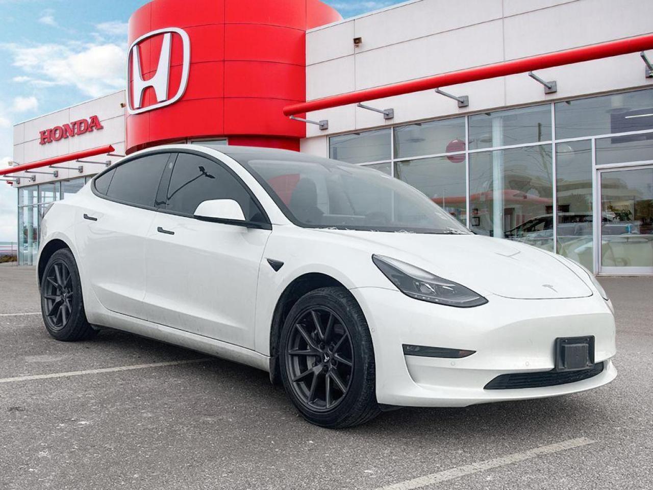 2022 Tesla Model 3 LONG RANGE Photo