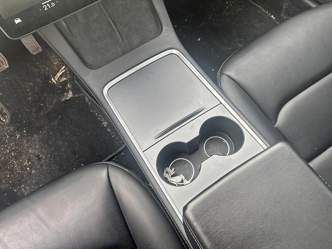 2022 Tesla Model 3 LONG RANGE Photo