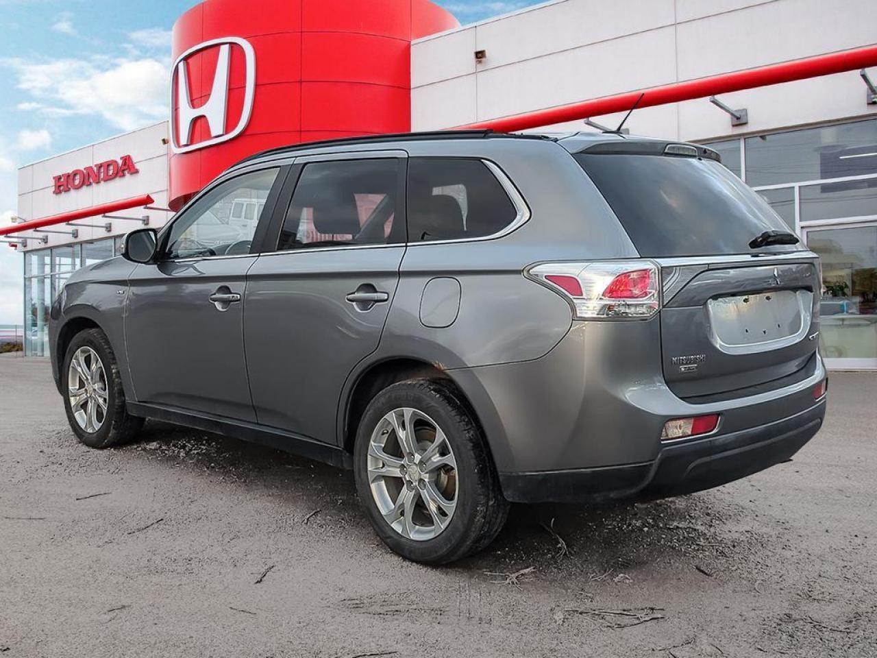 2014 Mitsubishi Outlander GT Photo