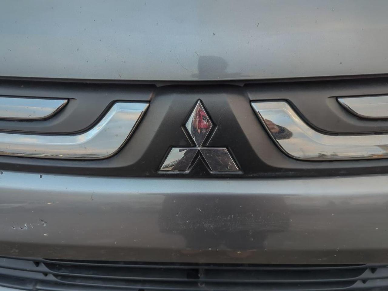 2014 Mitsubishi Outlander GT Photo