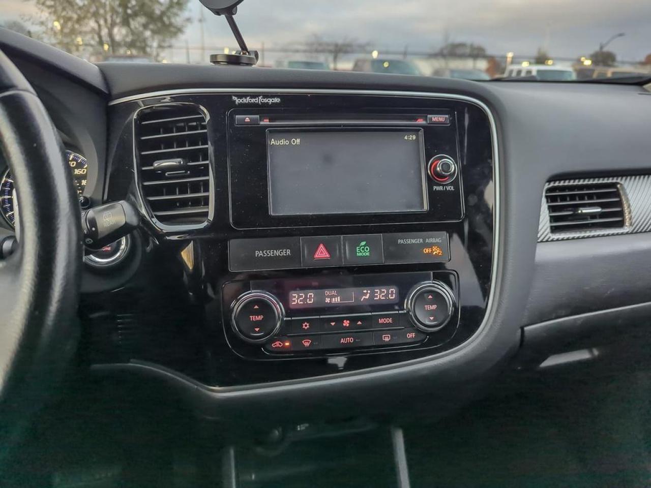 2014 Mitsubishi Outlander GT Photo