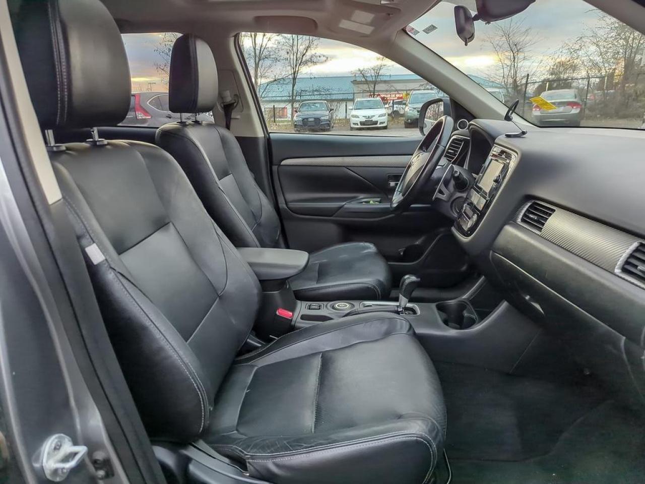 2014 Mitsubishi Outlander GT Photo