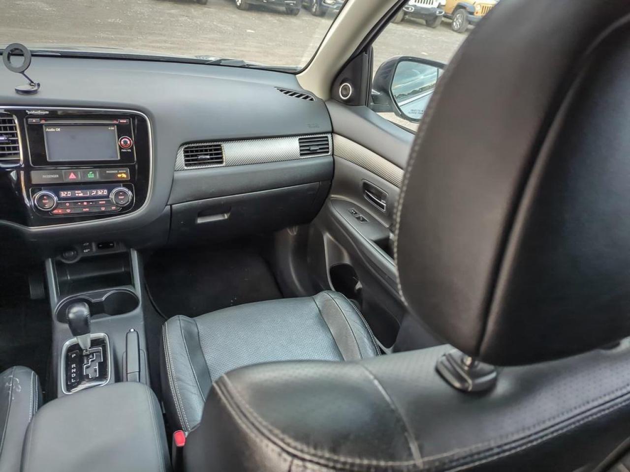 2014 Mitsubishi Outlander GT Photo