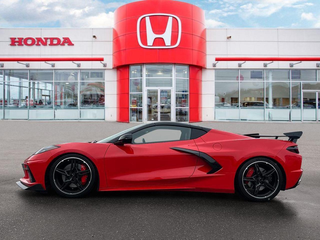 2021 Chevrolet Corvette Stingray Photo2