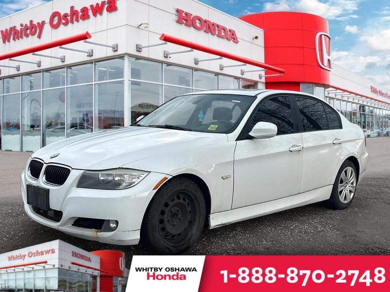 2011 BMW 3 Series 323i Photo