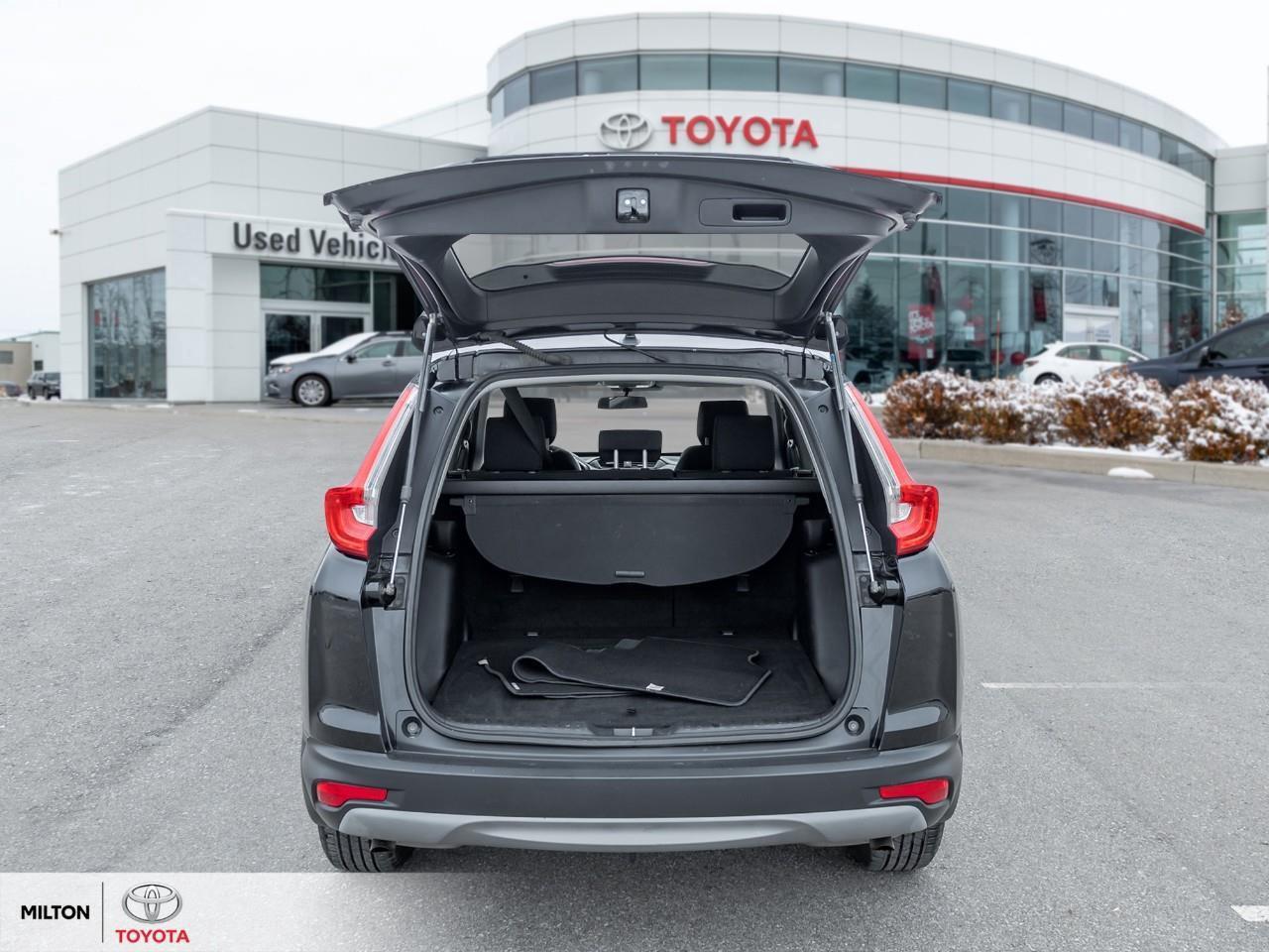 2017 Honda CR-V HEATED SEATS PUSH START ALLOYS ONE OWNER LX Photo