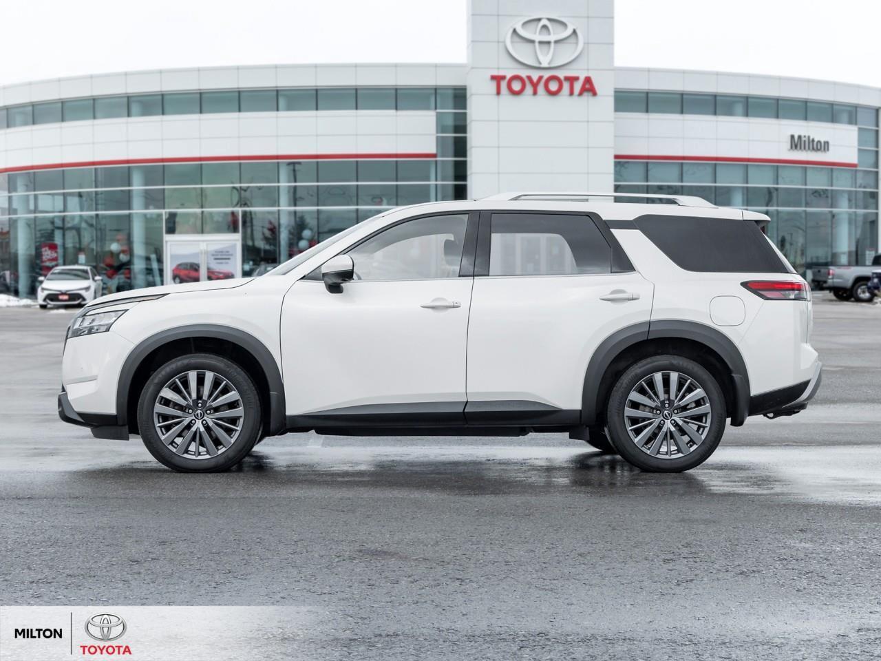 2023 Nissan Pathfinder LEATHER NAVIGATION PANORAMIC SUNROOF ONE OWNER NEW Photo