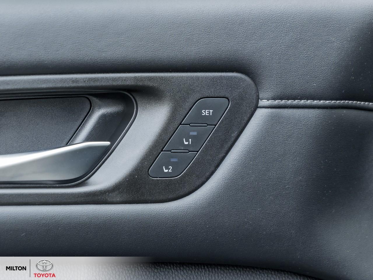 2023 Nissan Pathfinder LEATHER NAVIGATION PANORAMIC SUNROOF ONE OWNER NEW Photo