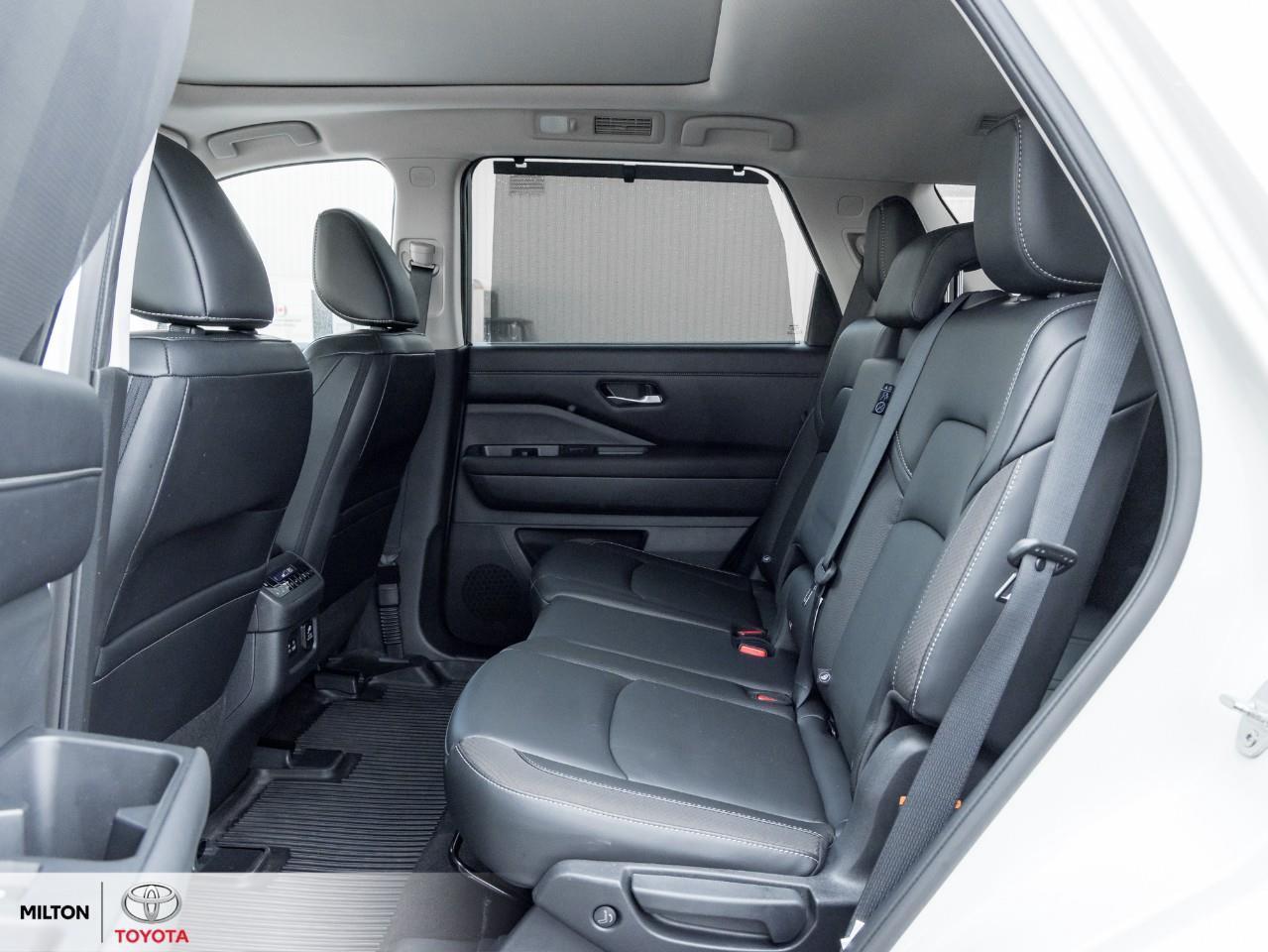 2023 Nissan Pathfinder LEATHER NAVIGATION PANORAMIC SUNROOF ONE OWNER NEW Photo