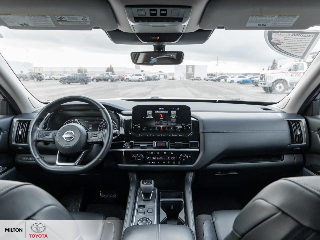 2023 Nissan Pathfinder LEATHER NAVIGATION PANORAMIC SUNROOF ONE OWNER NEW Photo