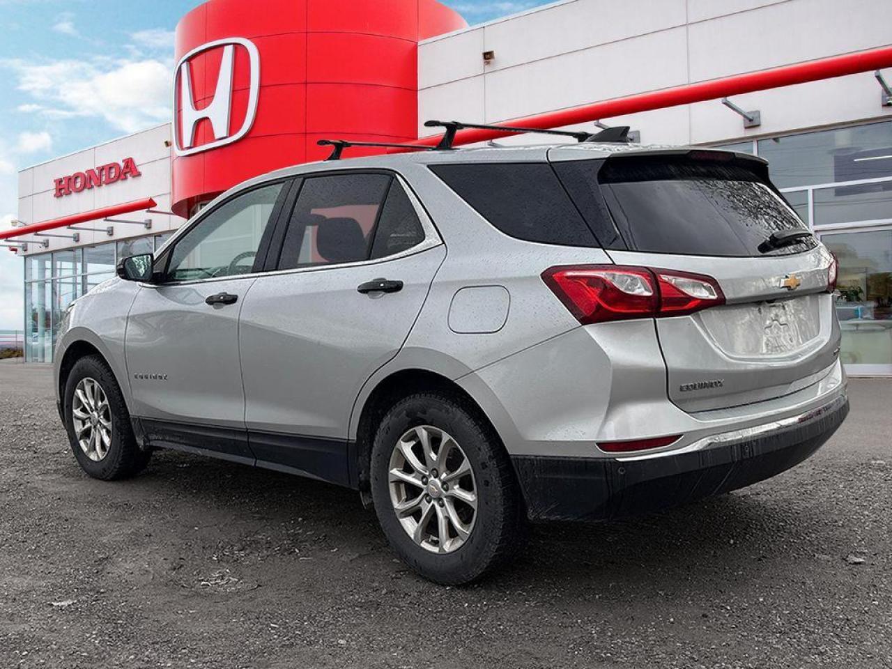 2018 Chevrolet Equinox LT Photo3