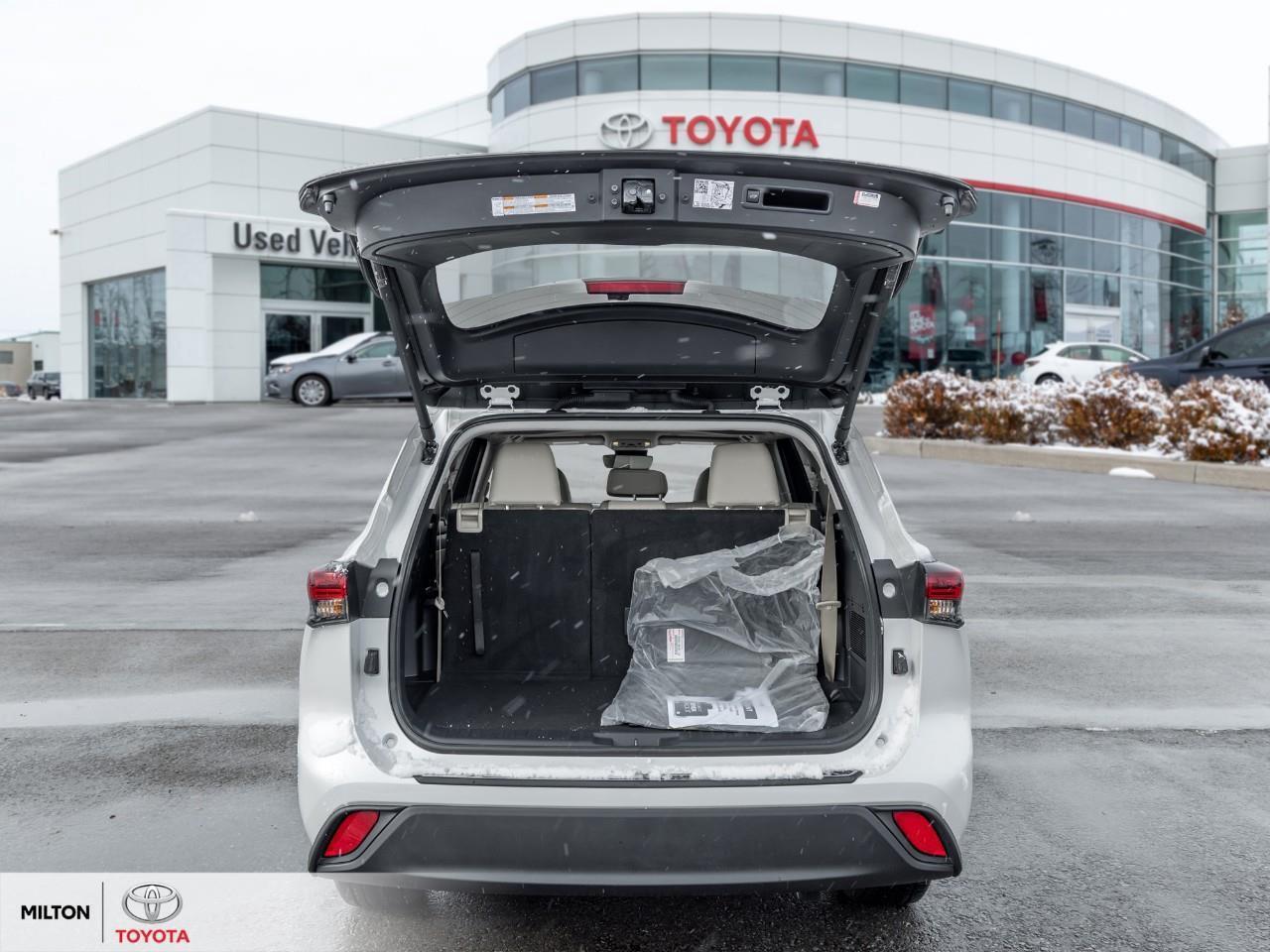 2024 Toyota Highlander Hybrid HYBRID XLE LEATHER NAVIGATION SUNROOF BLIND SPOT 8 Photo