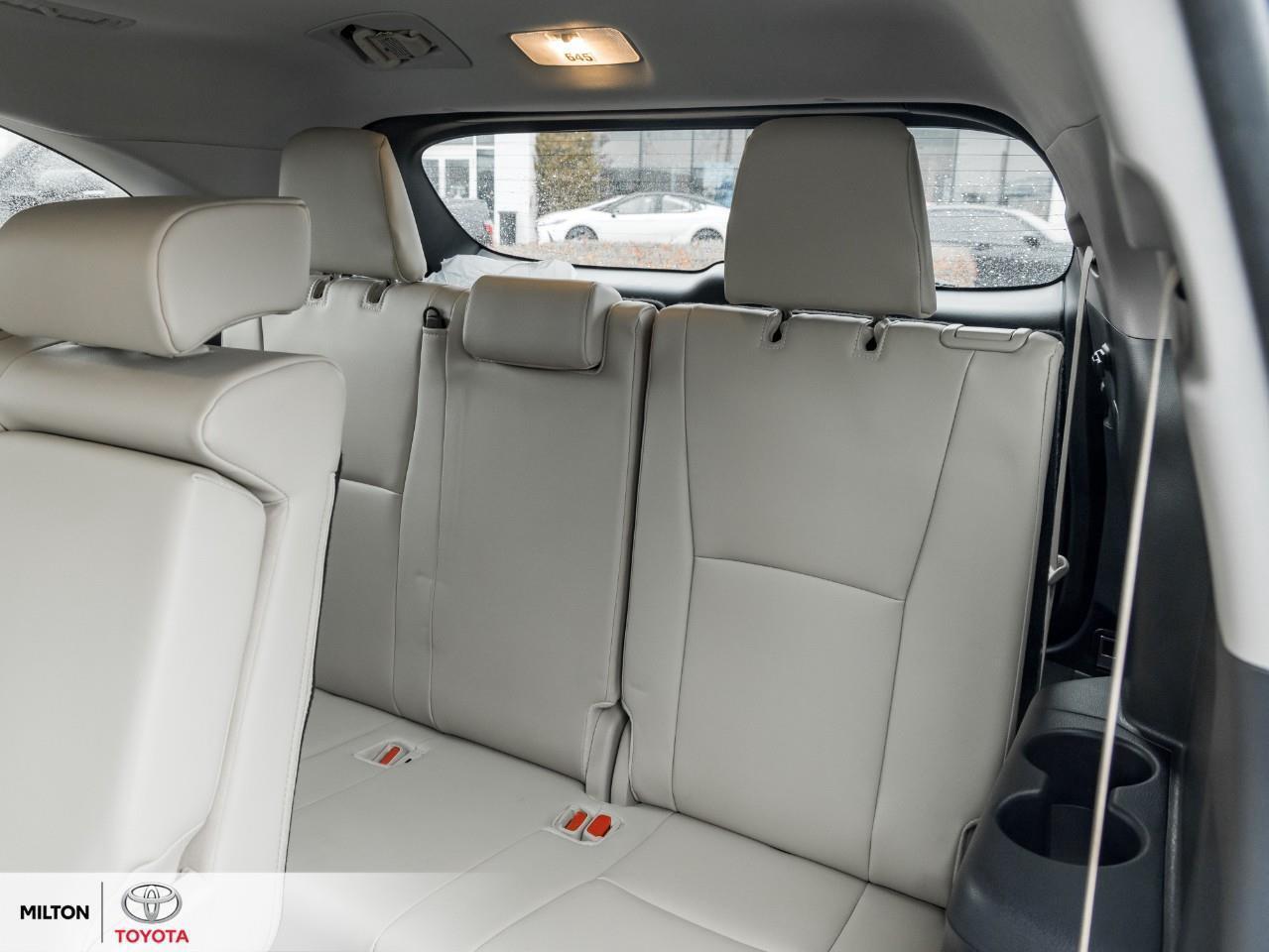 2024 Toyota Highlander Hybrid HYBRID XLE LEATHER NAVIGATION SUNROOF BLIND SPOT 8 Photo