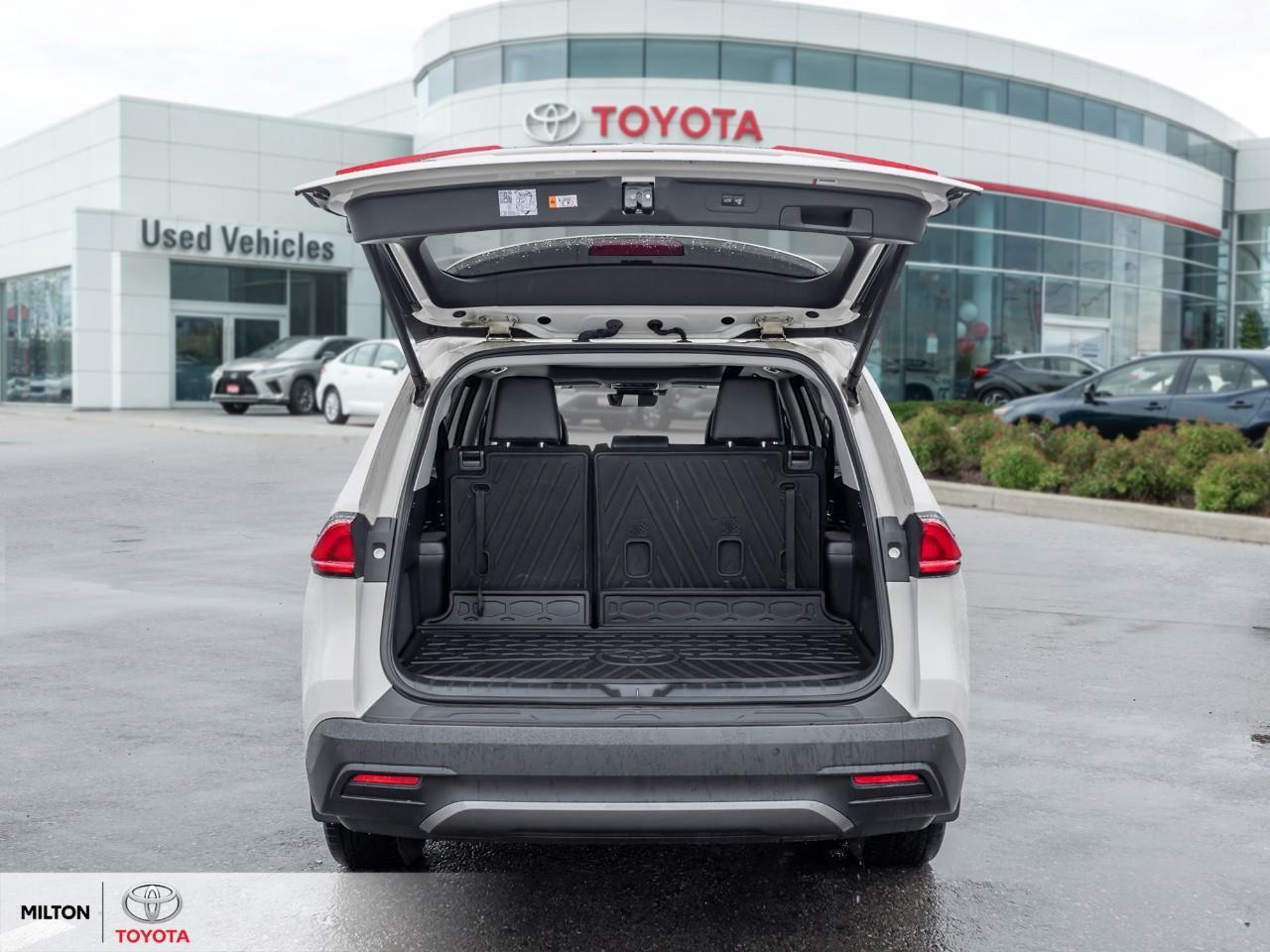 2024 Toyota Grand Highlander LEATHER HEATED STEERING 7 PASSENGER TCUV Limited Photo