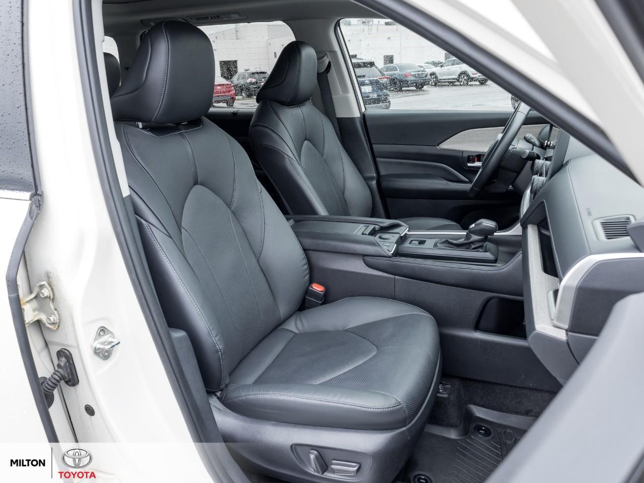 2024 Toyota Grand Highlander LEATHER HEATED STEERING 7 PASSENGER TCUV Limited Photo