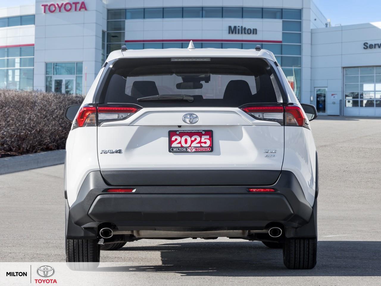 2025 Toyota RAV4 XLE AWD POWER SEAT SUNROOF HEATED STEERING ONE OWN Photo