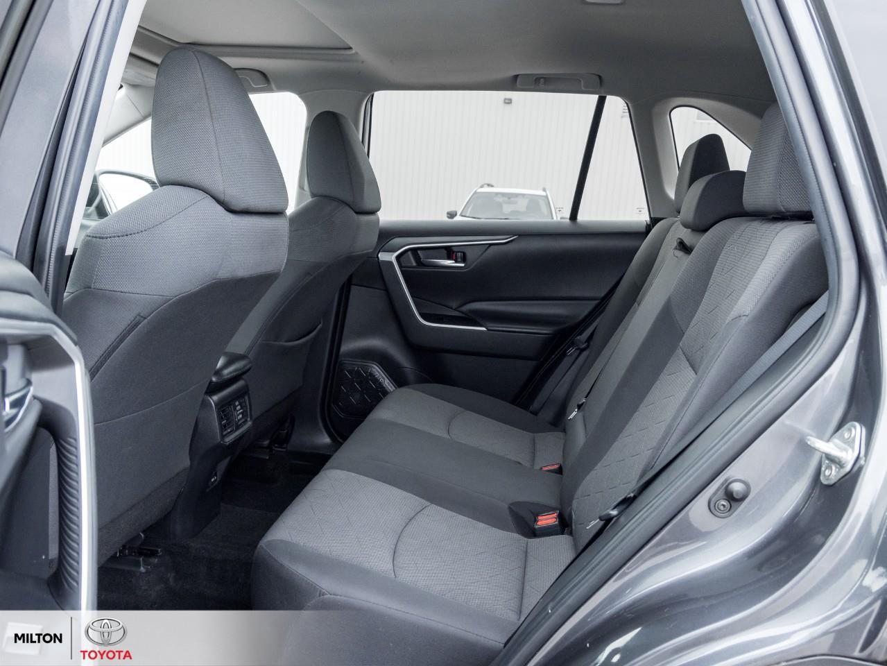 2022 Toyota RAV4 XLE AWD POWER SEAT SUNROOF HEATED STEERING XLE Photo