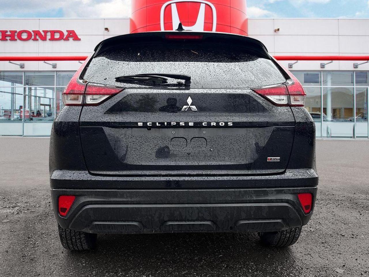 2022 Mitsubishi Eclipse Cross ES Photo4