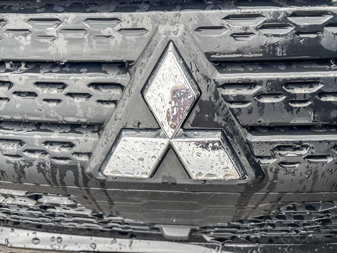 2022 Mitsubishi Eclipse Cross ES Photo