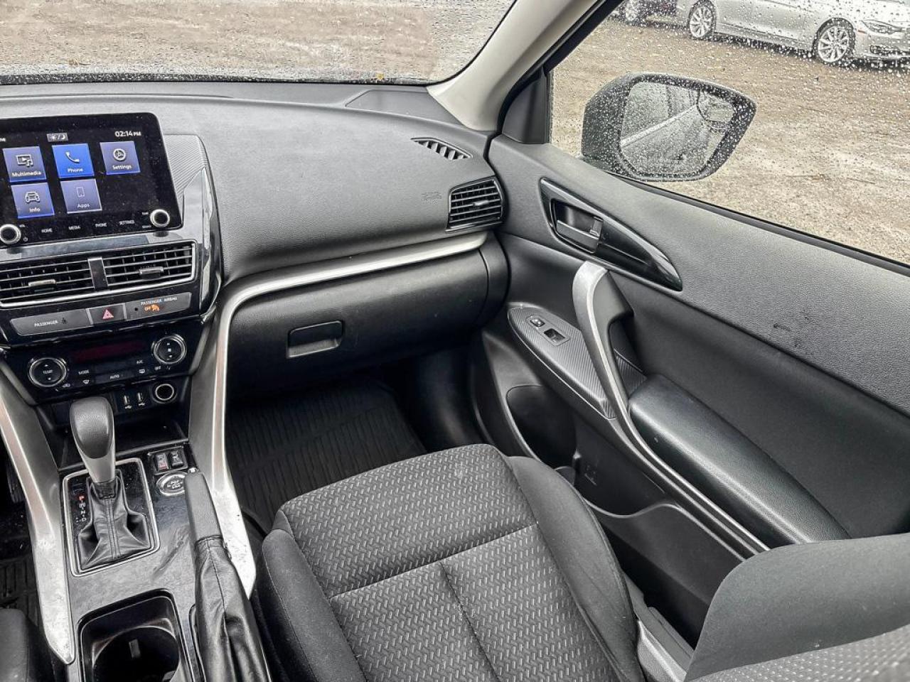 2022 Mitsubishi Eclipse Cross ES Photo