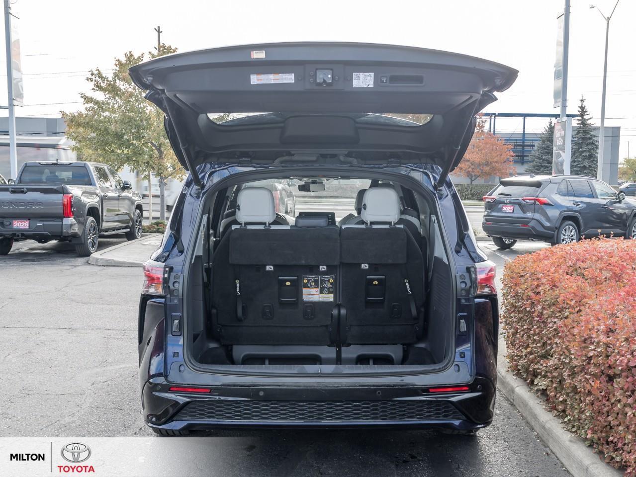 2021 Toyota Sienna LEATHER NAVIGATION SUNROOF HEATED STEERING JBL REA Photo