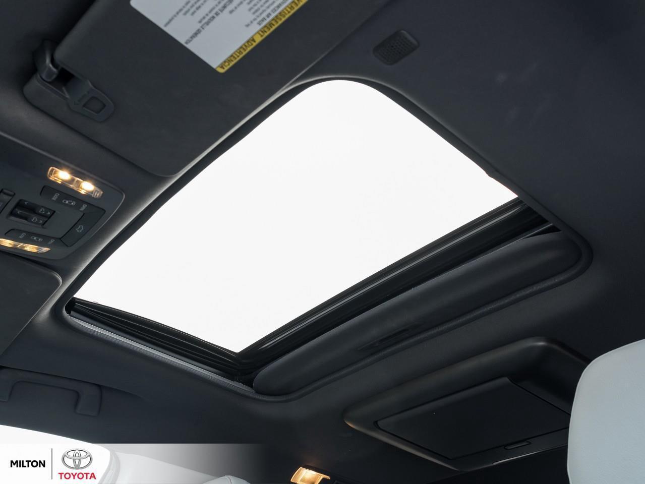 2021 Toyota Sienna LEATHER NAVIGATION SUNROOF HEATED STEERING JBL REA Photo