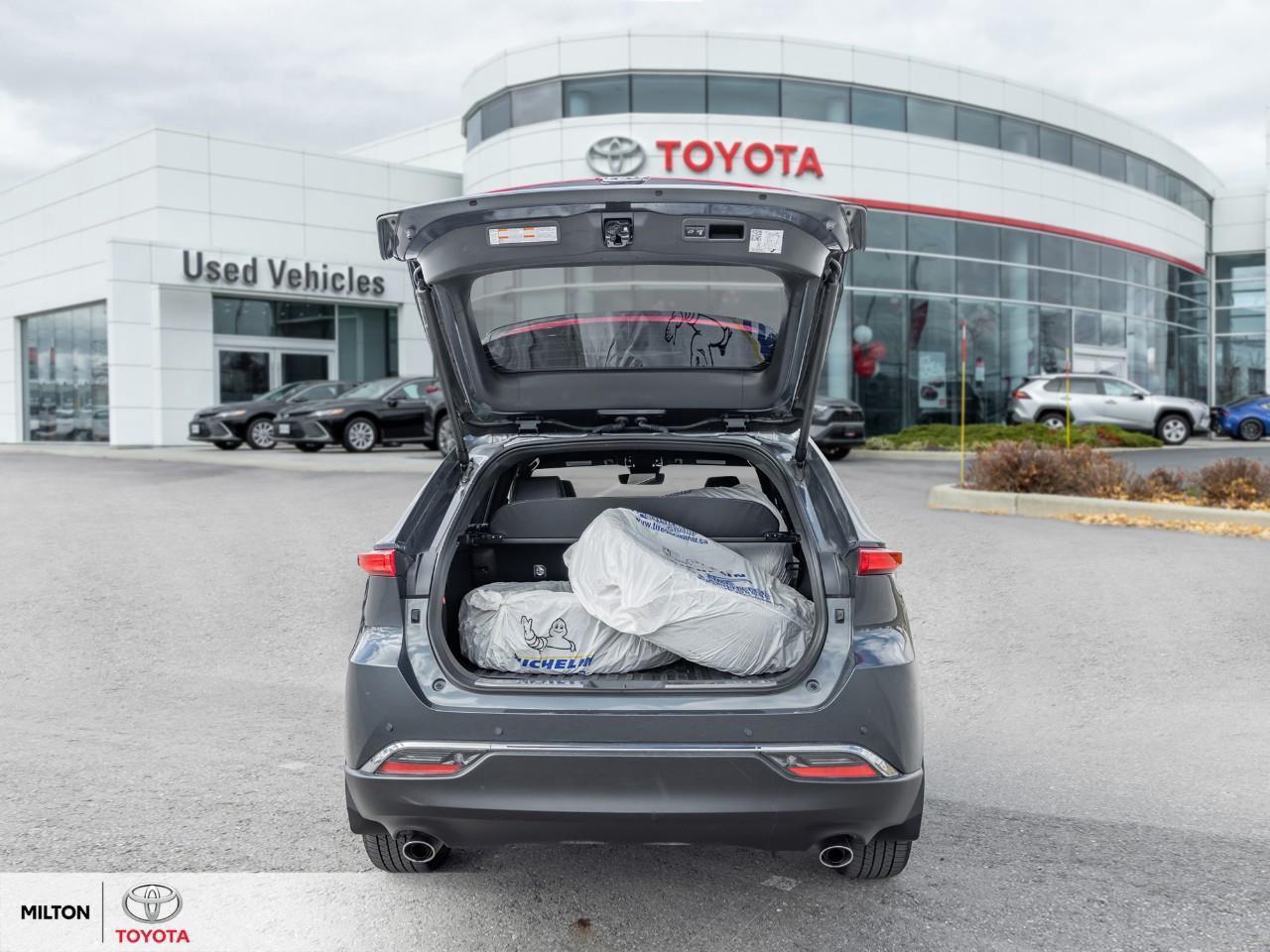 2024 Toyota Venza HYBRID LEATHER VENTILATED SEATS JBL HEATED STEERIN Photo