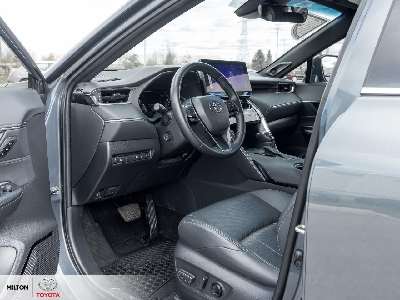 2024 Toyota Venza HYBRID LEATHER VENTILATED SEATS JBL HEATED STEERIN Photo