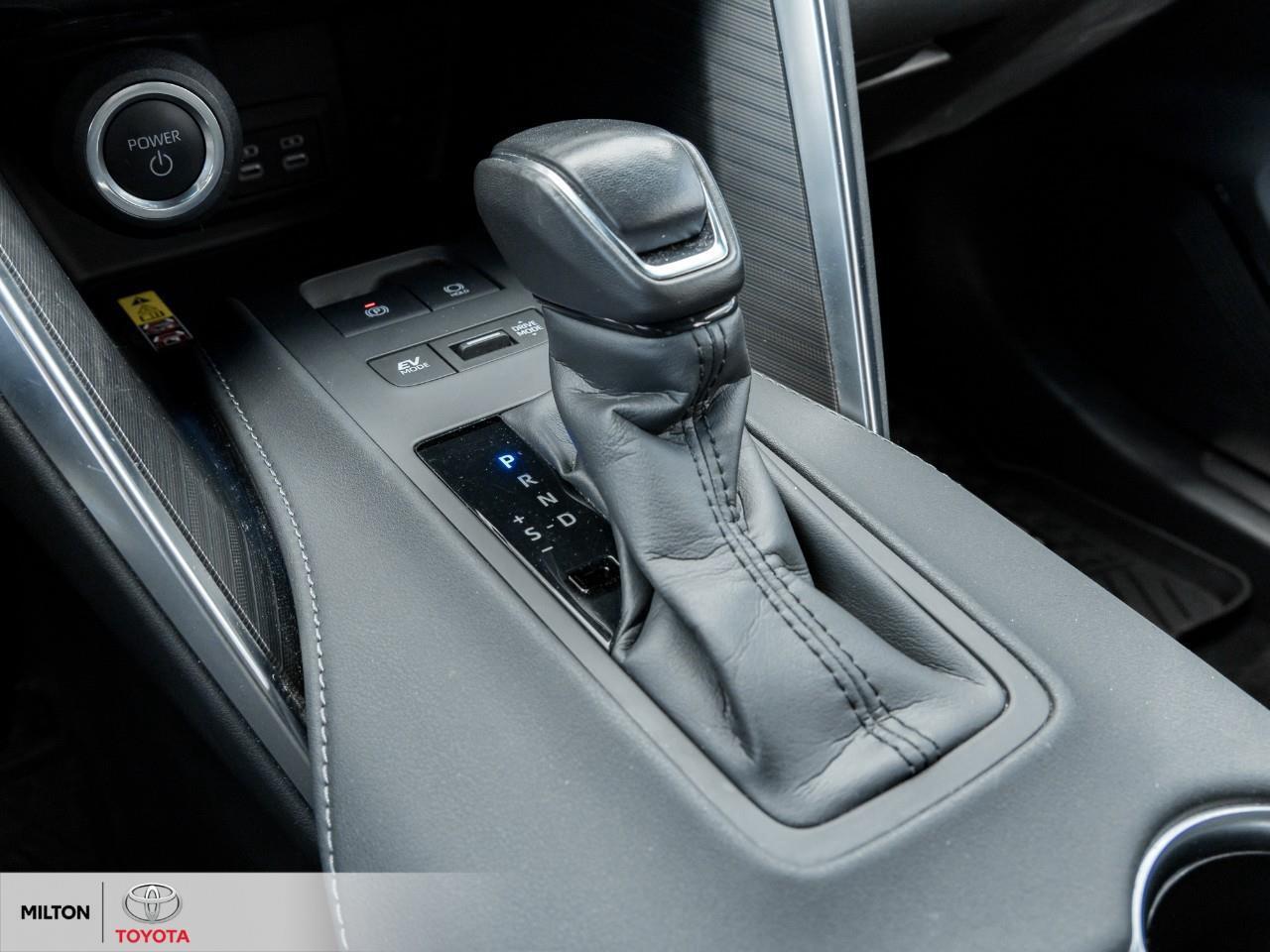 2024 Toyota Venza HYBRID LEATHER VENTILATED SEATS JBL HEATED STEERIN Photo