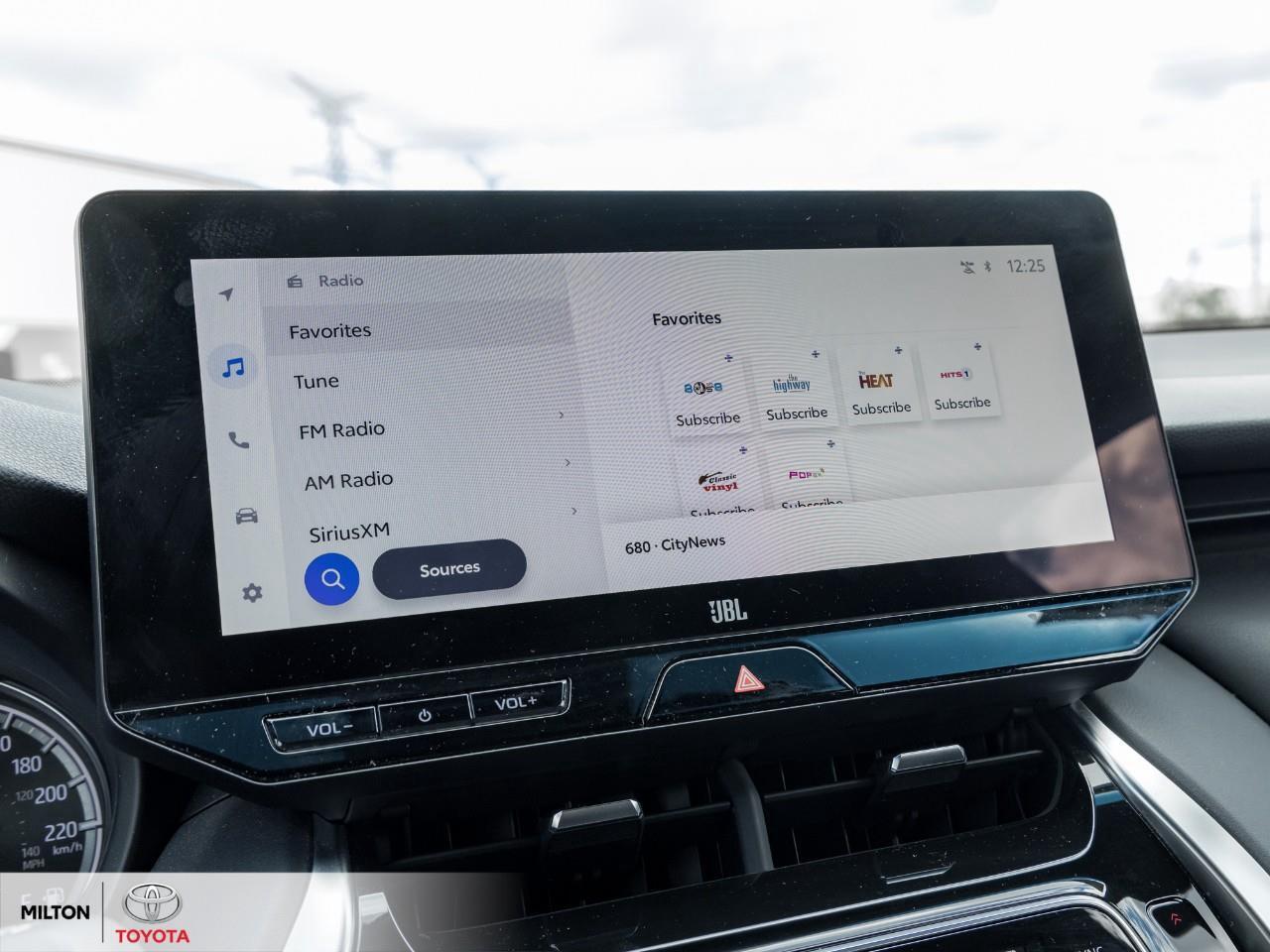 2024 Toyota Venza HYBRID LEATHER VENTILATED SEATS JBL HEATED STEERIN Photo