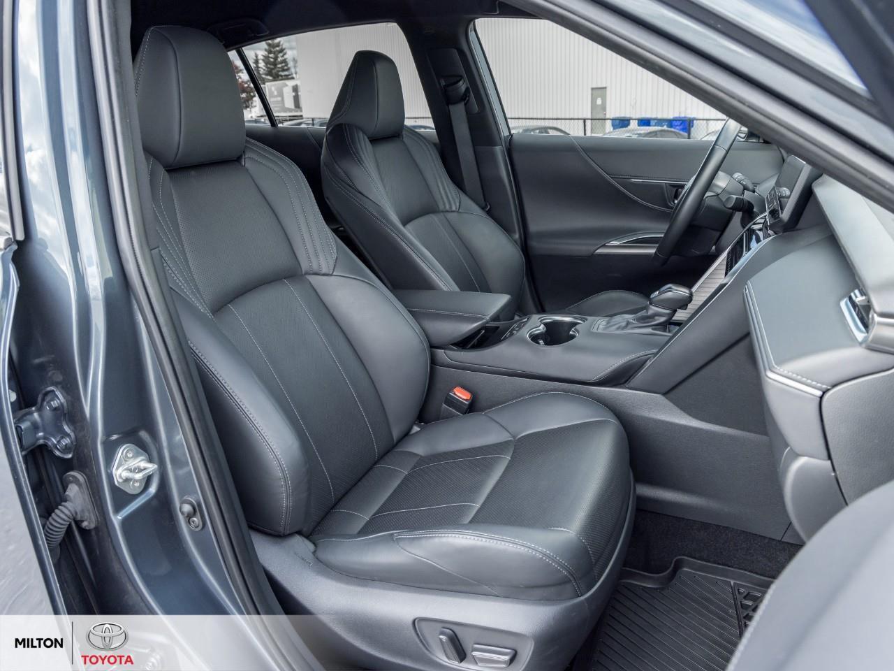2024 Toyota Venza HYBRID LEATHER VENTILATED SEATS JBL HEATED STEERIN Photo