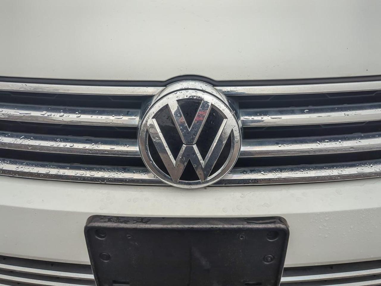 2017 Volkswagen Touareg 3.6L Photo