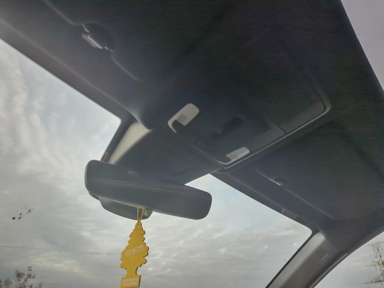 2024 Honda CR-V Hybrid Touring Photo