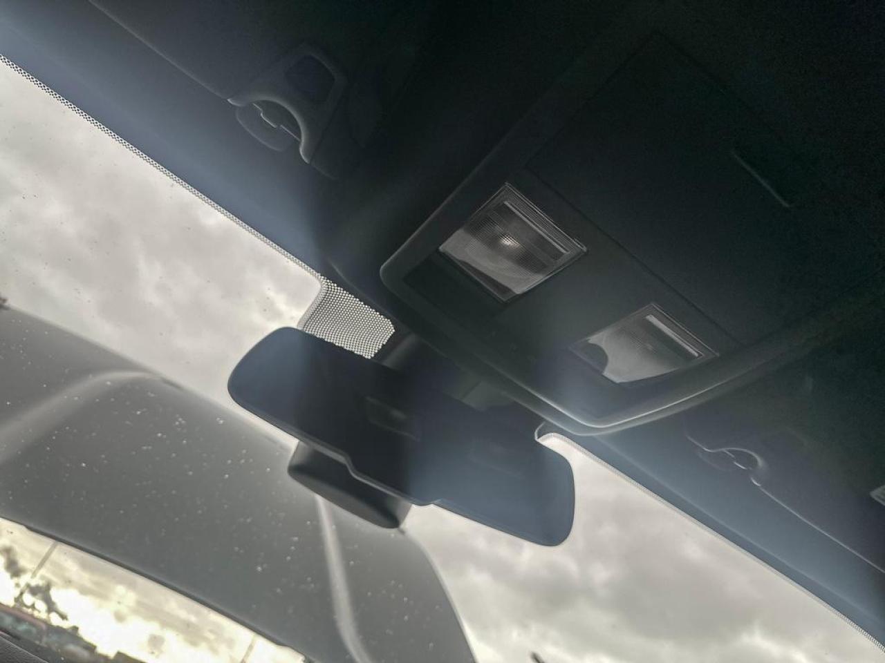 2023 Dodge Challenger R/T Photo