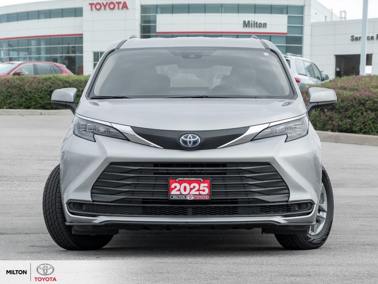 2025 Toyota Sienna HYBRID HEATED STEERING HEATED SEATS BLIND SPOT ONE Photo