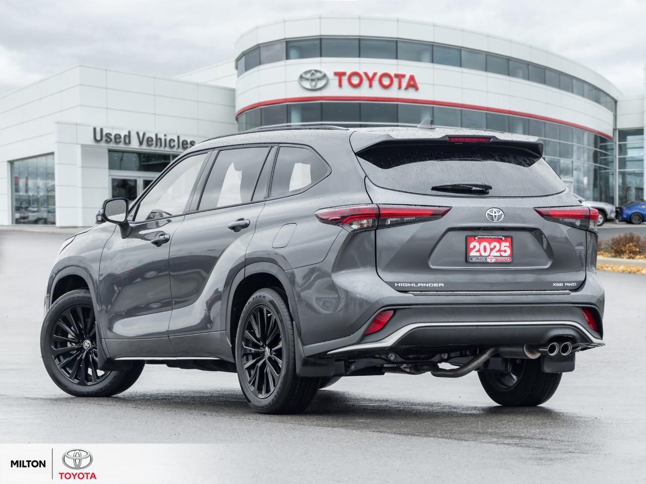 2025 Toyota Highlander LEATHER HEATED STEERING TOYOTA MULITMEDIA CONNECTE Photo4