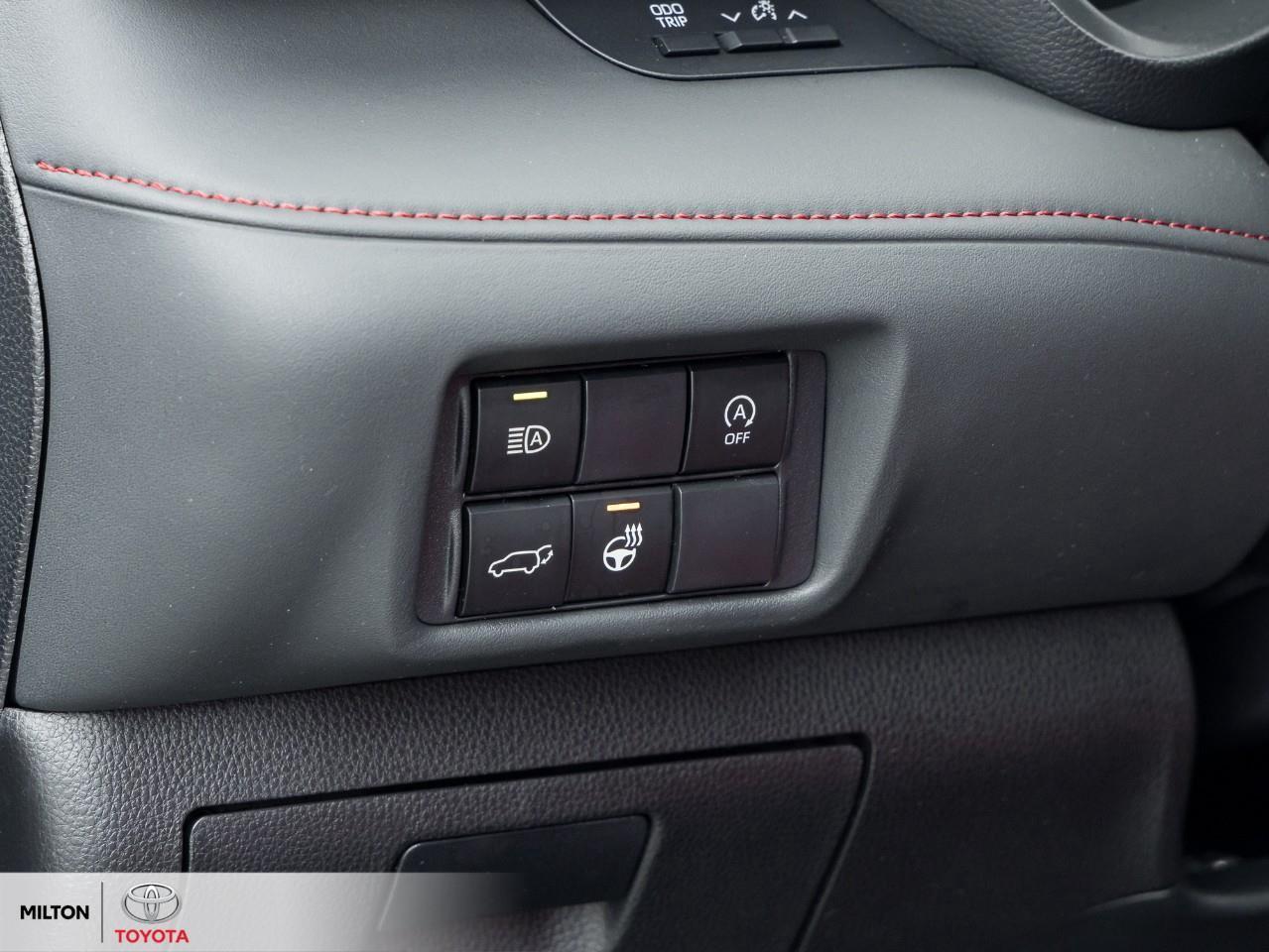 2025 Toyota Highlander LEATHER HEATED STEERING TOYOTA MULITMEDIA CONNECTE Photo