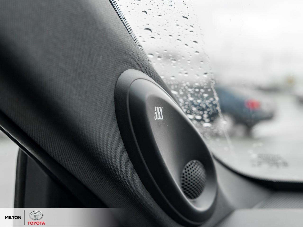 2025 Toyota Highlander LEATHER HEATED STEERING TOYOTA MULITMEDIA CONNECTE Photo