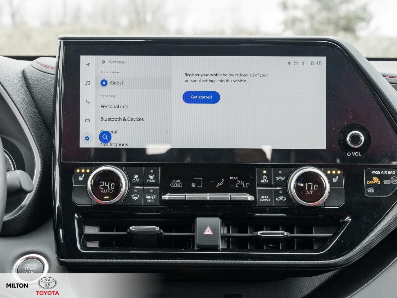 2025 Toyota Highlander LEATHER HEATED STEERING TOYOTA MULITMEDIA CONNECTE Photo