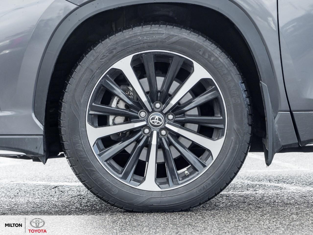 2021 Toyota Highlander LEATHER HEATED STEERING SUNROOF ONE OWNER XSE Photo3