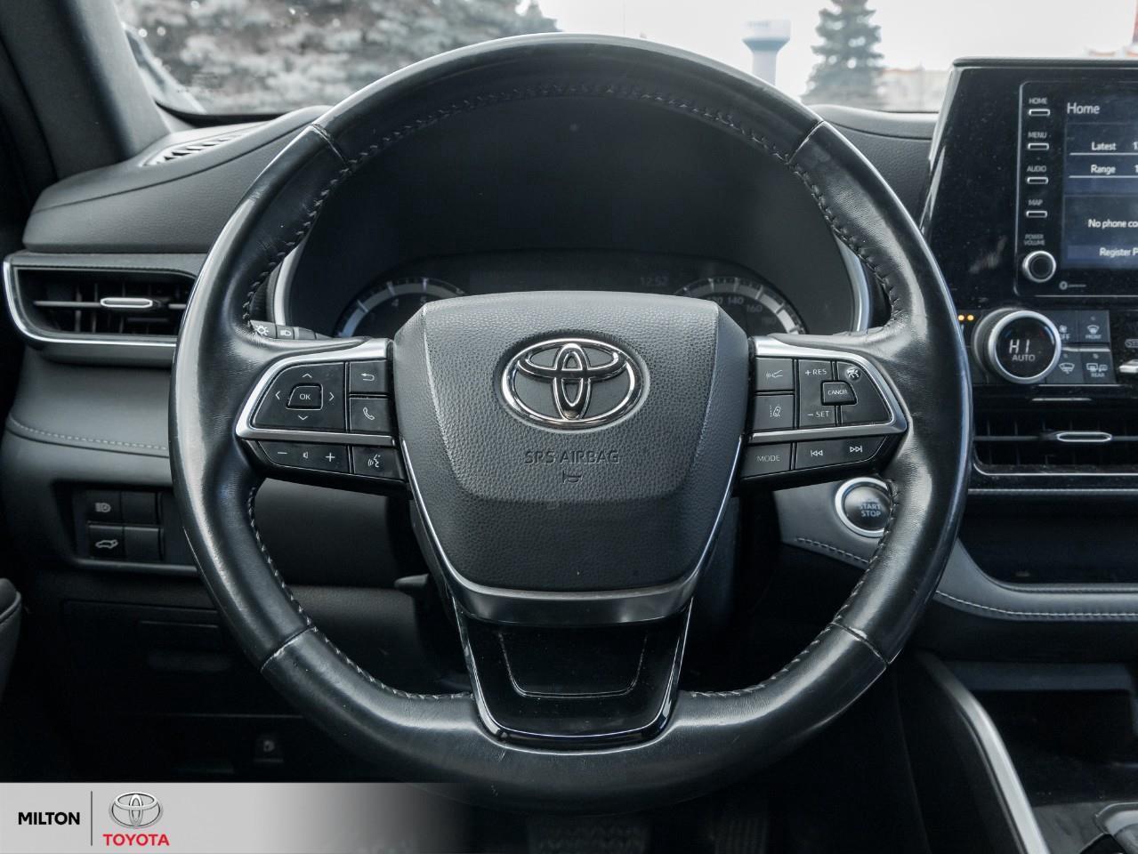 2021 Toyota Highlander LEATHER HEATED STEERING SUNROOF ONE OWNER XSE Photo