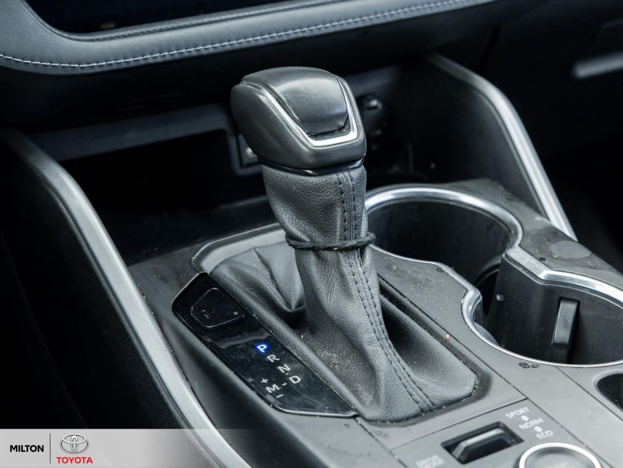 2021 Toyota Highlander LEATHER HEATED STEERING SUNROOF ONE OWNER XSE Photo