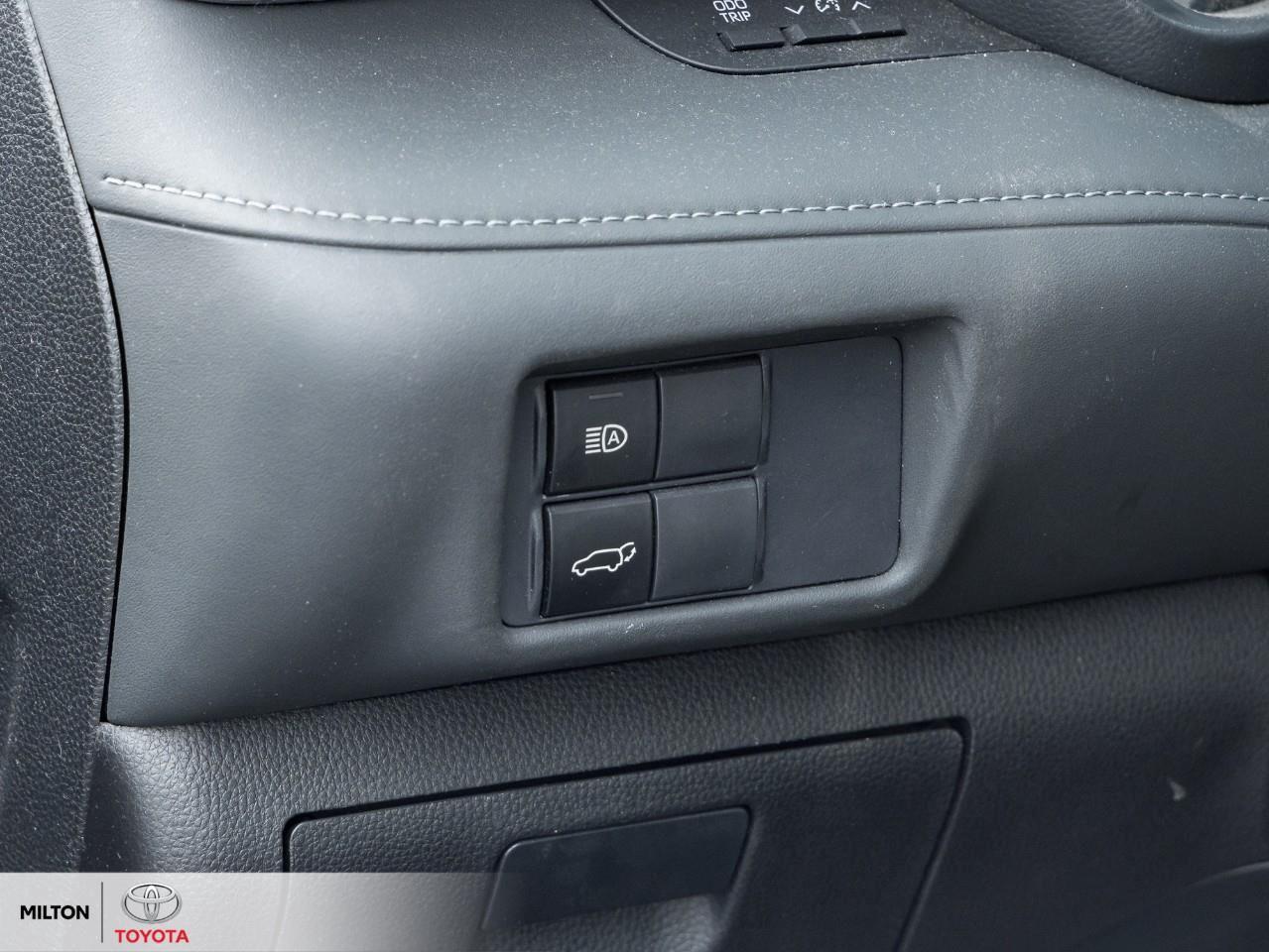 2021 Toyota Highlander LEATHER HEATED STEERING SUNROOF ONE OWNER XSE Photo