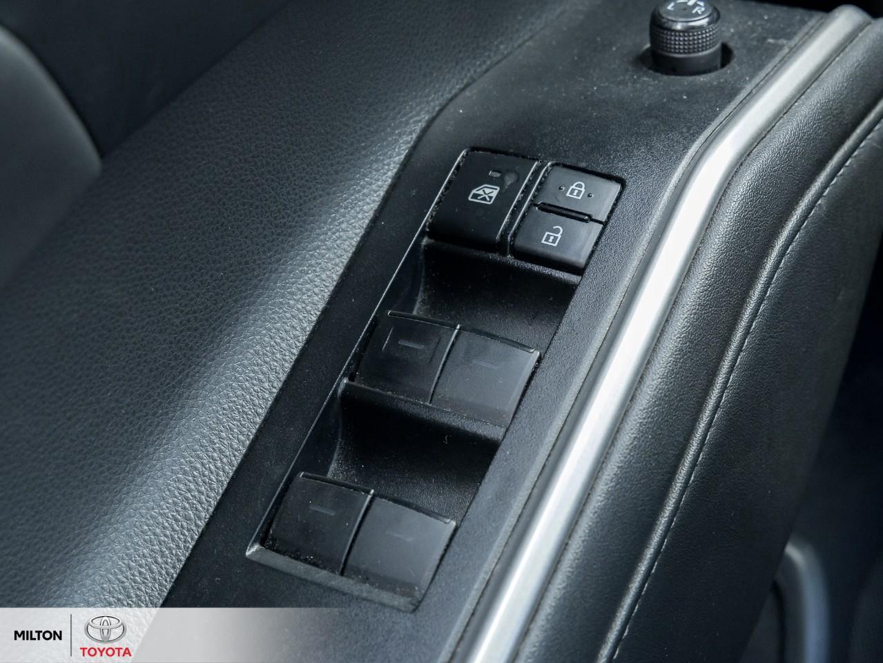 2021 Toyota Highlander LEATHER HEATED STEERING SUNROOF ONE OWNER XSE Photo