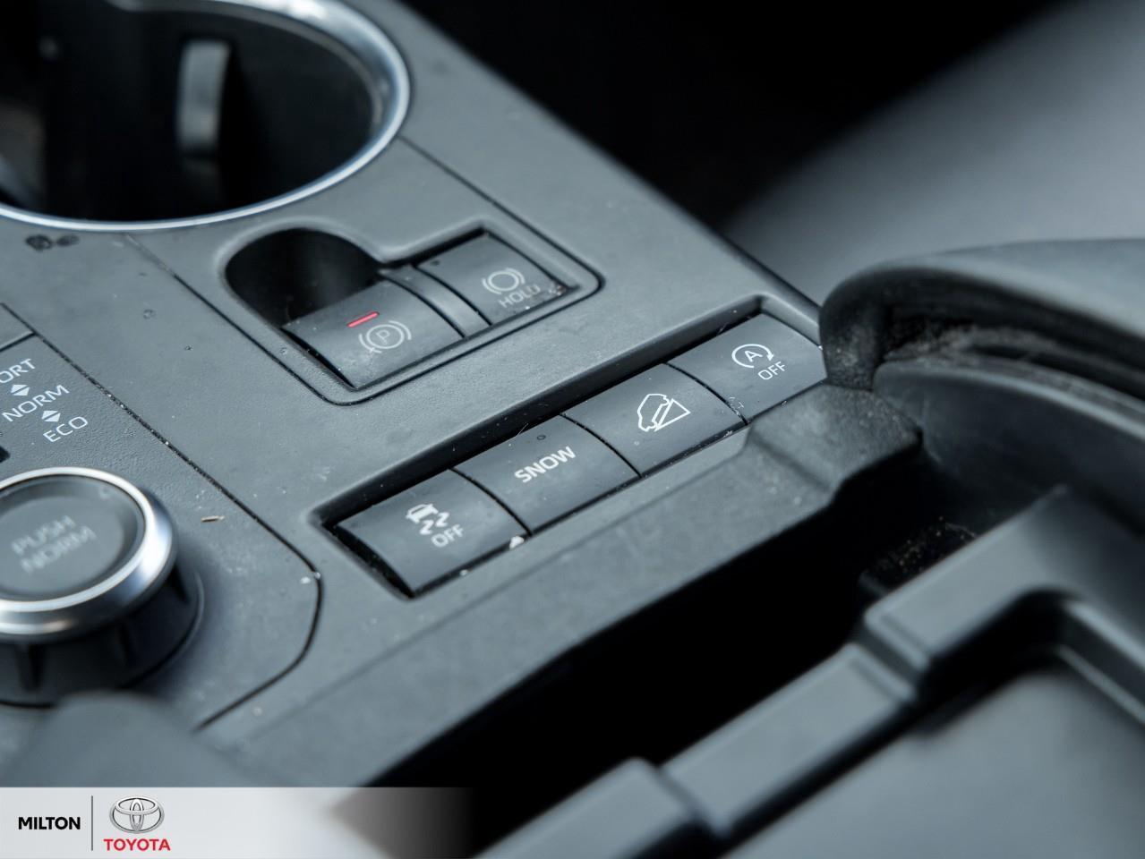 2021 Toyota Highlander LEATHER HEATED STEERING SUNROOF ONE OWNER XSE Photo